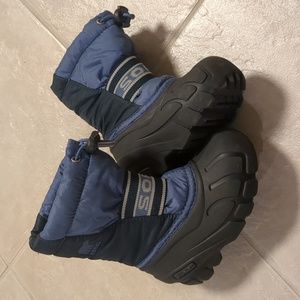 SOREL kids snow boots (almost new)